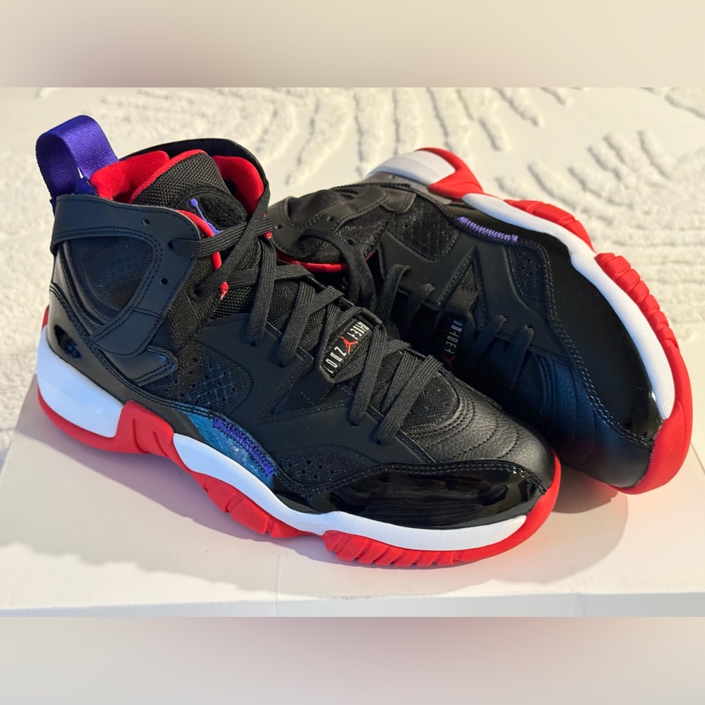 WMNS JUMPMAN TWO TREY